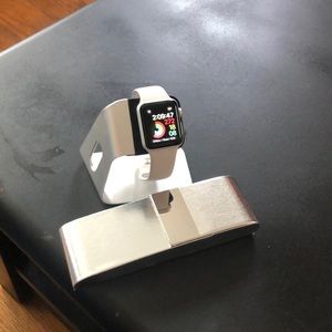 Apply watch case, and charging port